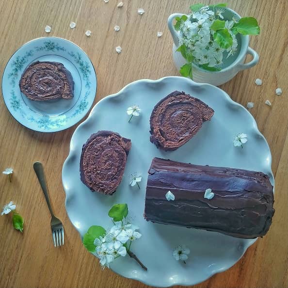 Chocolate Swiss Roll / Yule Log