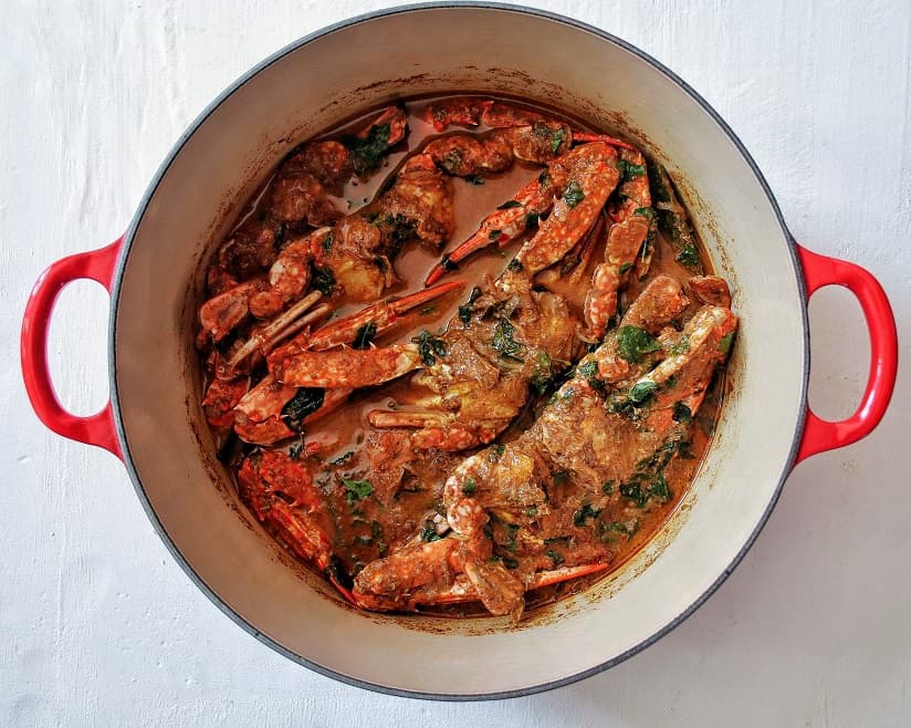 Jaffna Crab Curry in a Le creuset pot.